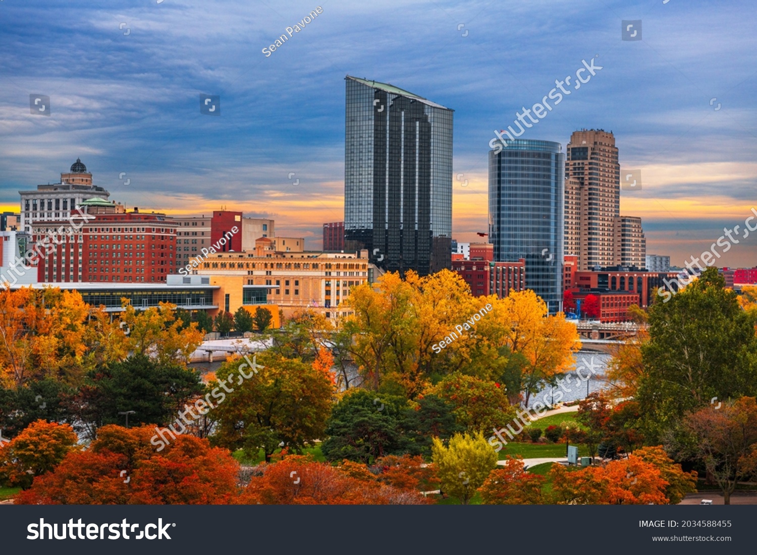 Grand Rapids, Michigan, USA downtown skyline in autumn season. #2034588455