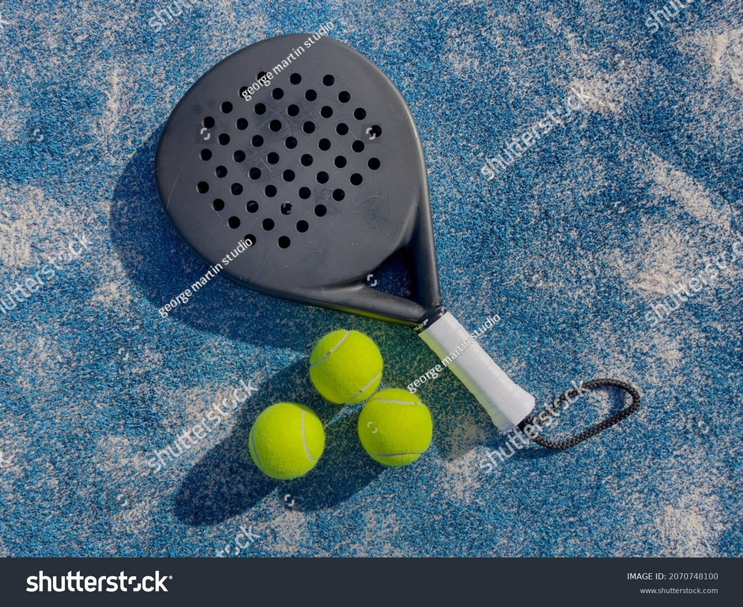 padel tennis racket sport court and balls
 #2070748100