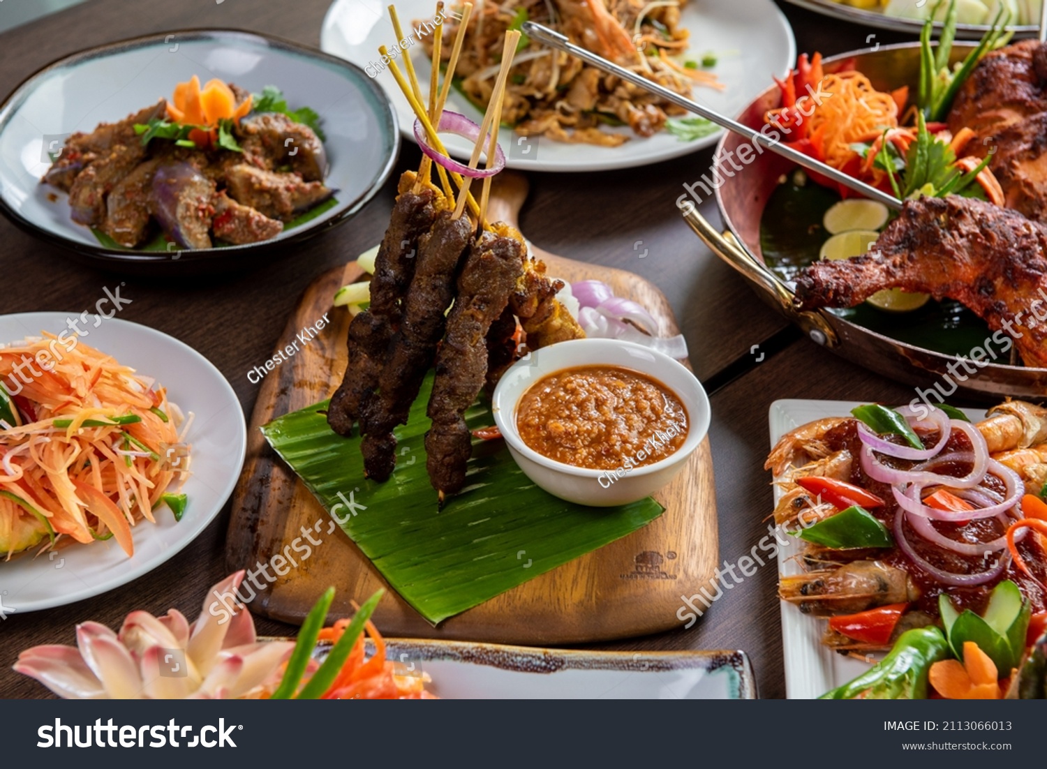 Varieties of Malaysian Local Signature Delight and Delicacies. #2113066013