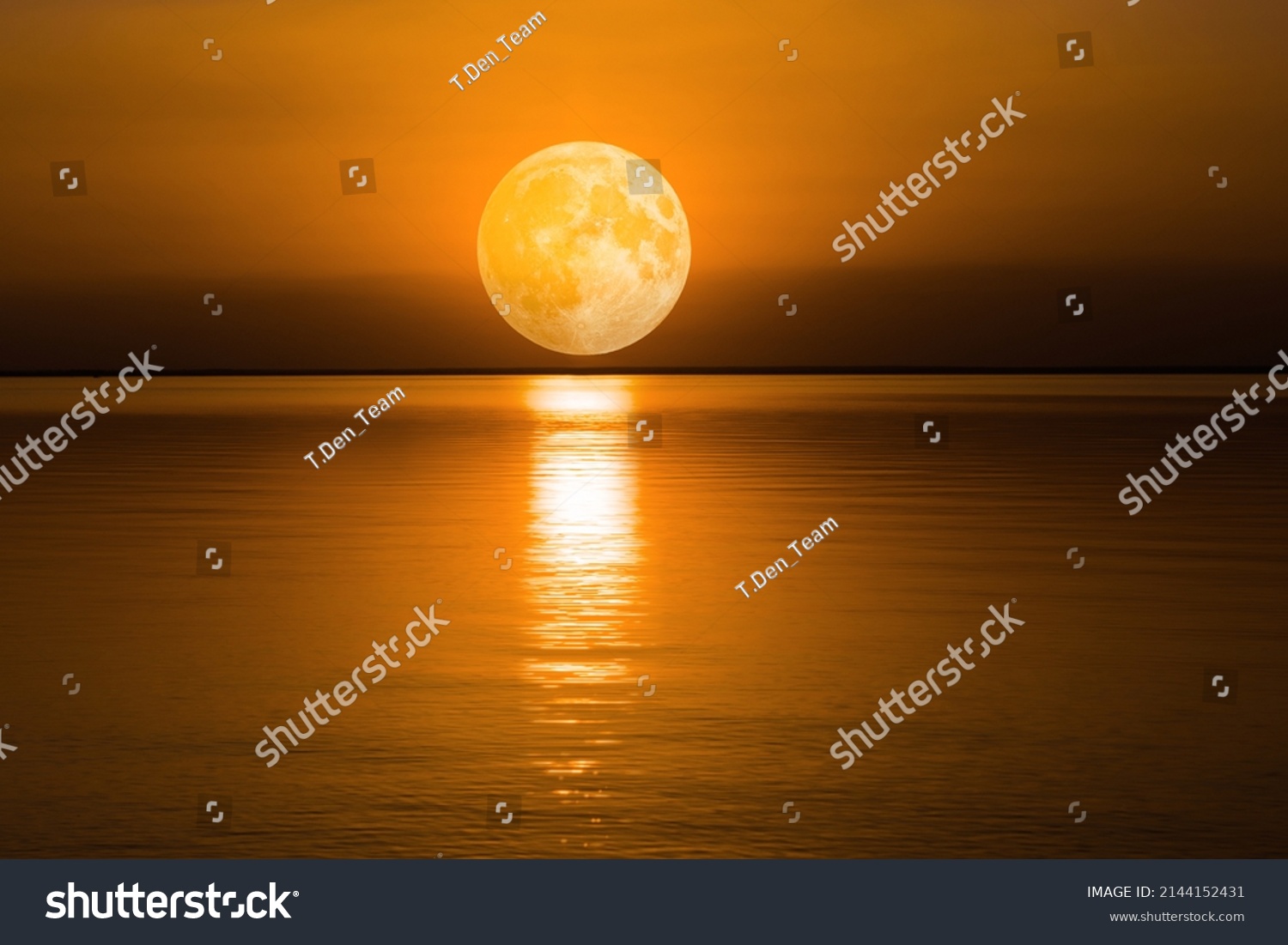 Moon and water scene. 5th dimension. Journey to the astral, the concept of the transition of times #2144152431