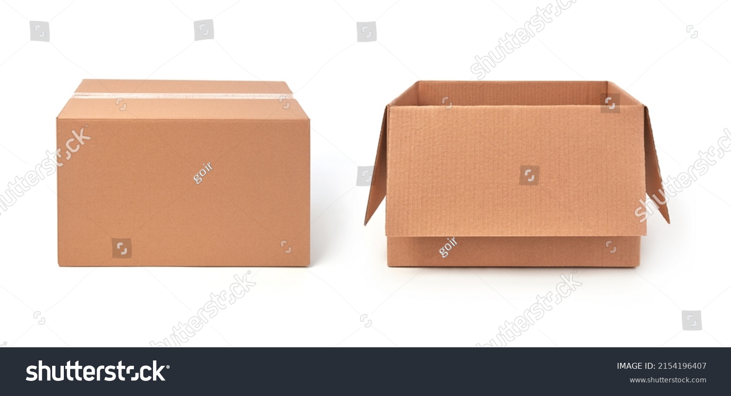 Open and closed cardboard boxes #2154196407