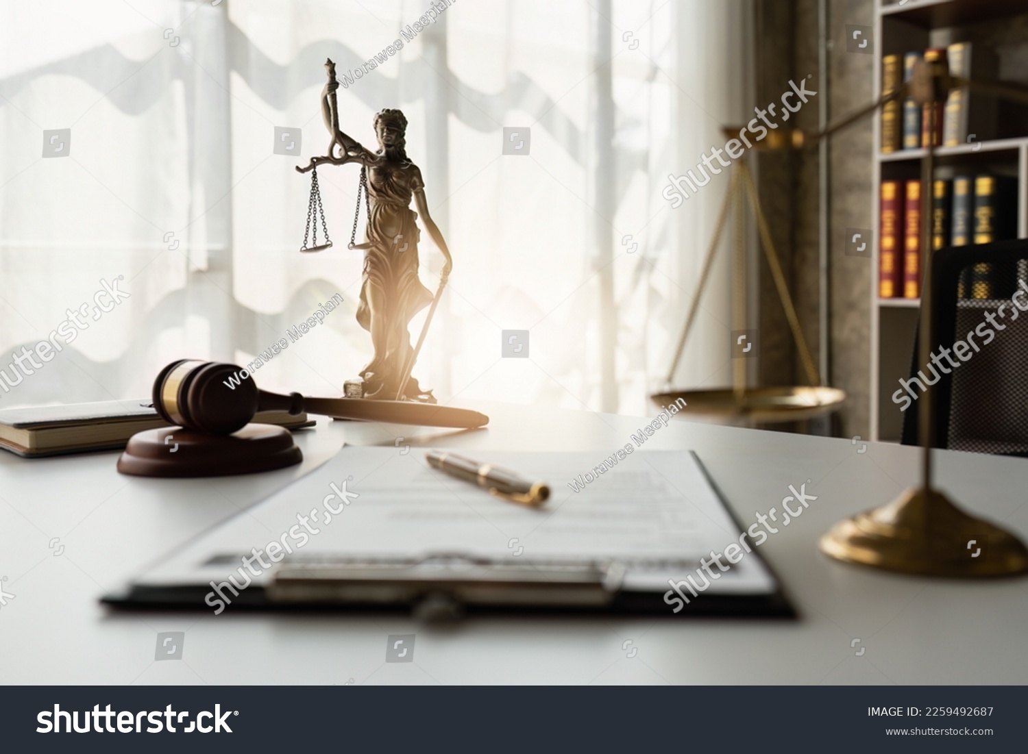 Agreement contract on working desk in office. Law, legal services, advice, Justice concept #2259492687