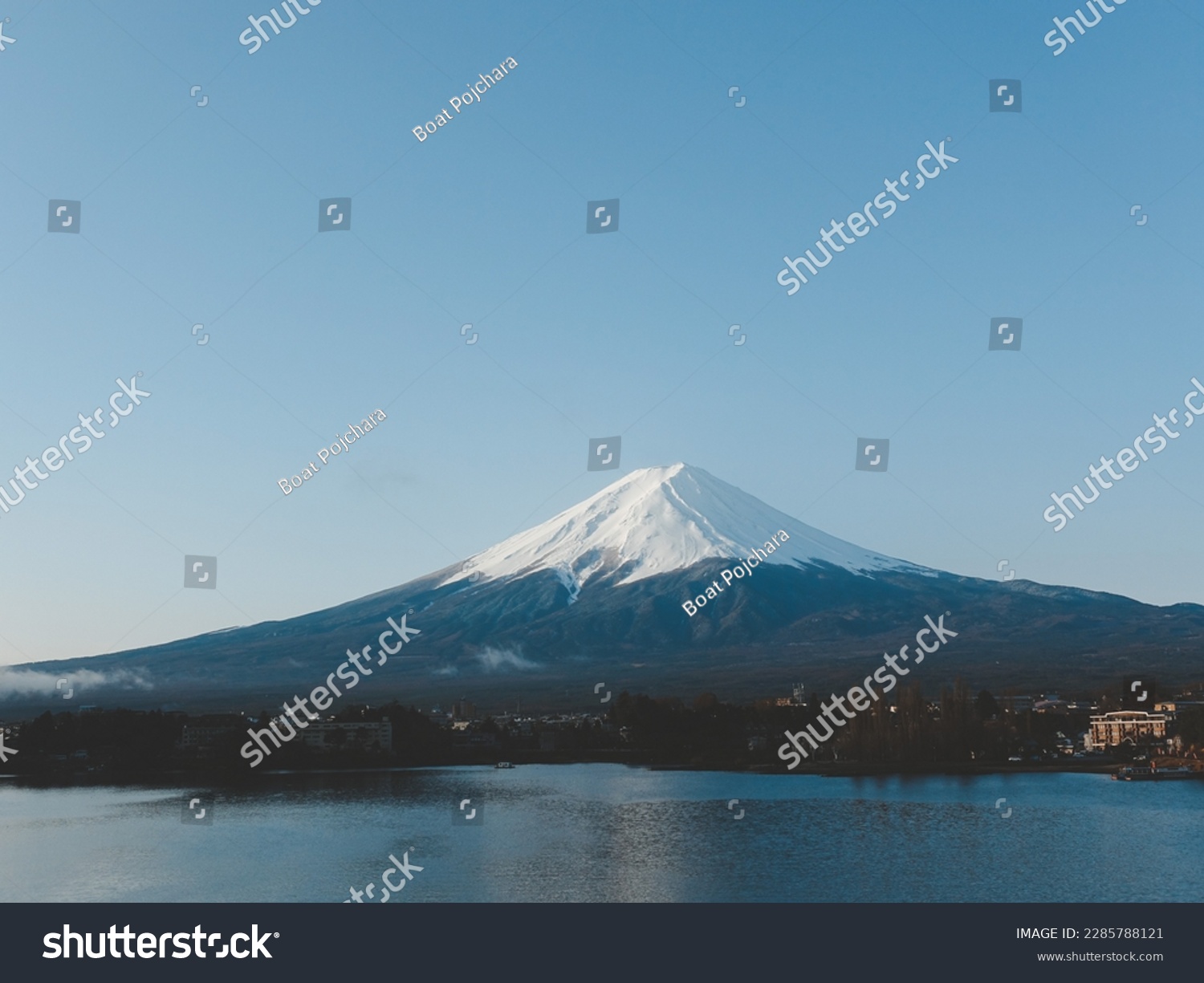 Mt.Fuji (Fujisan) and Lake Kawaguchiko, Tokyo, Japan #2285788121