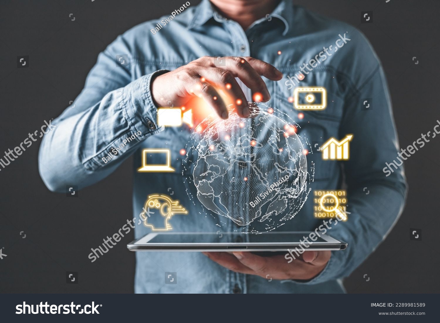 Man holding tablet and world diagram with icons, Marketers education, research, analyze media video streaming content creation and online marketing strategies to grow their digital business. #2289981589