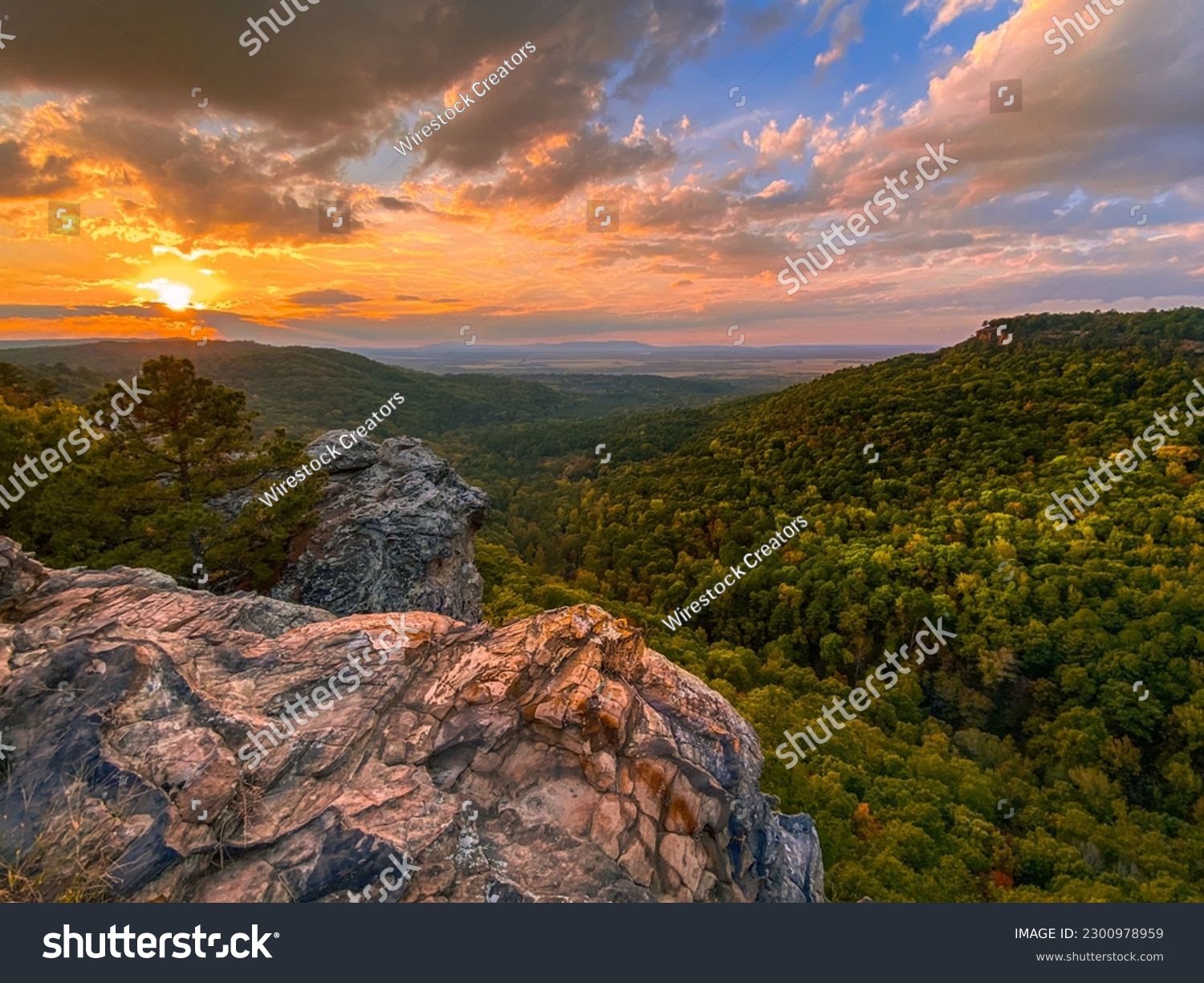A scenic shot of Hawksbill Crag(Whitaker Point) in Newton County, Arkansas at pinky sunset #2300978959