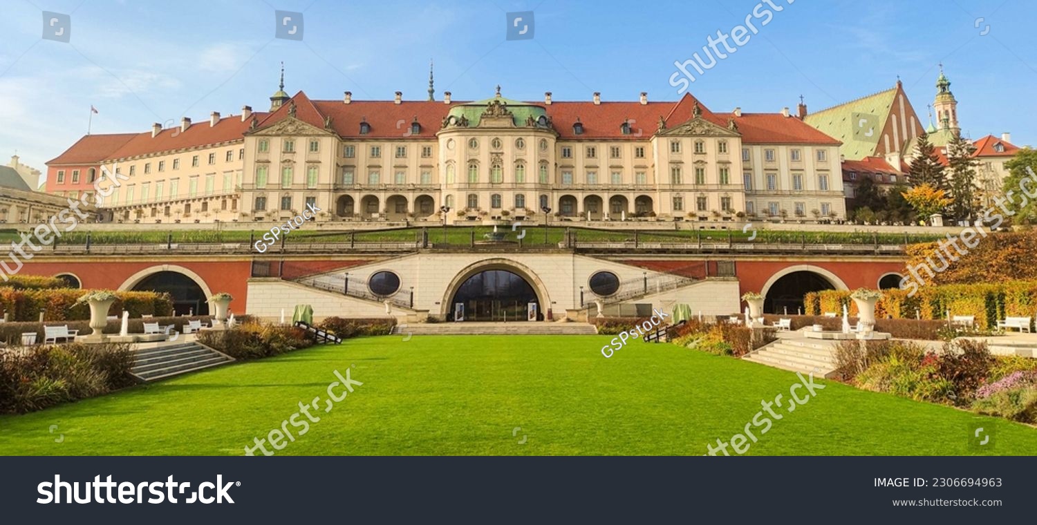 WARSAW, POLAND - October 26 2022: Panoramic view of the royal castle. King palace park, tourist attraction in Warsaw, Poland #2306694963
