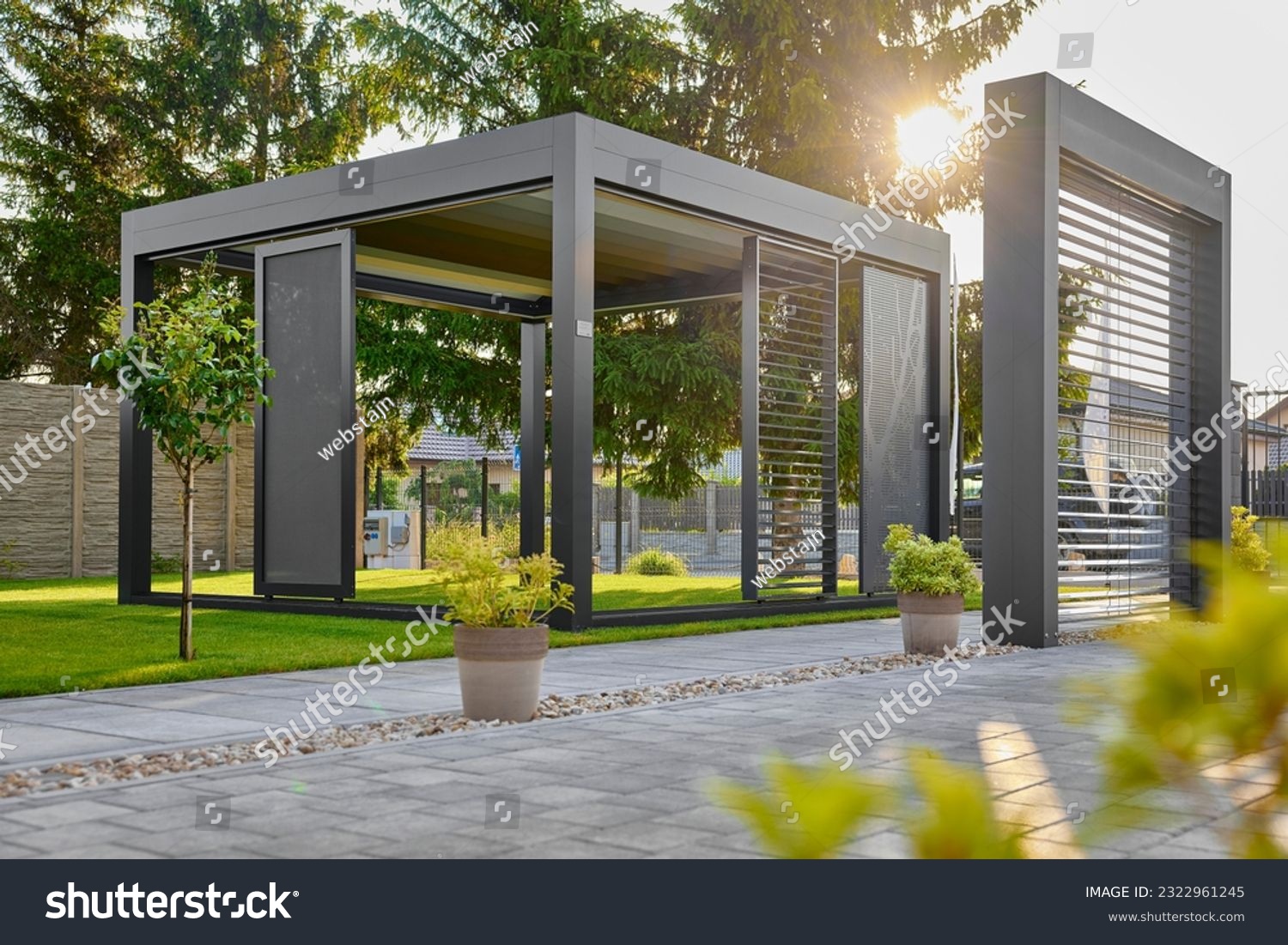Modern BAT R Bioclimatic Aluminum Pergolas. Experience luxury outdoors with BAT R Bioclimatic Pergolas. Stylish, durable, and customizable – perfect for premium gardens and terraces. #2322961245