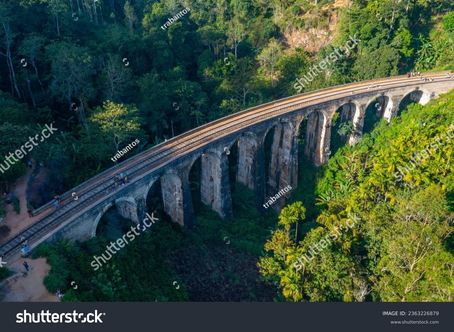 The Nine Arches Bridge near Ella, Sri Lanka. #2363226879