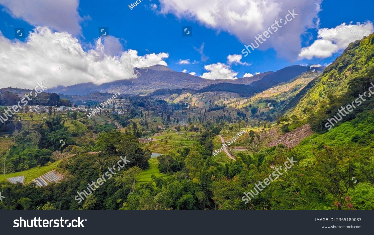 This is a photo of Mount Ciremai.
Mount Ciremai, also known as Mount Ceremai, is one of the prominent volcanoes on the island of Java, Indonesia.
Located in West Java Province. #2365180083