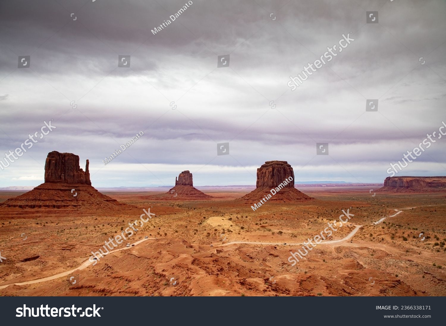 Monument Valley, USA.
The house of western #2366338171