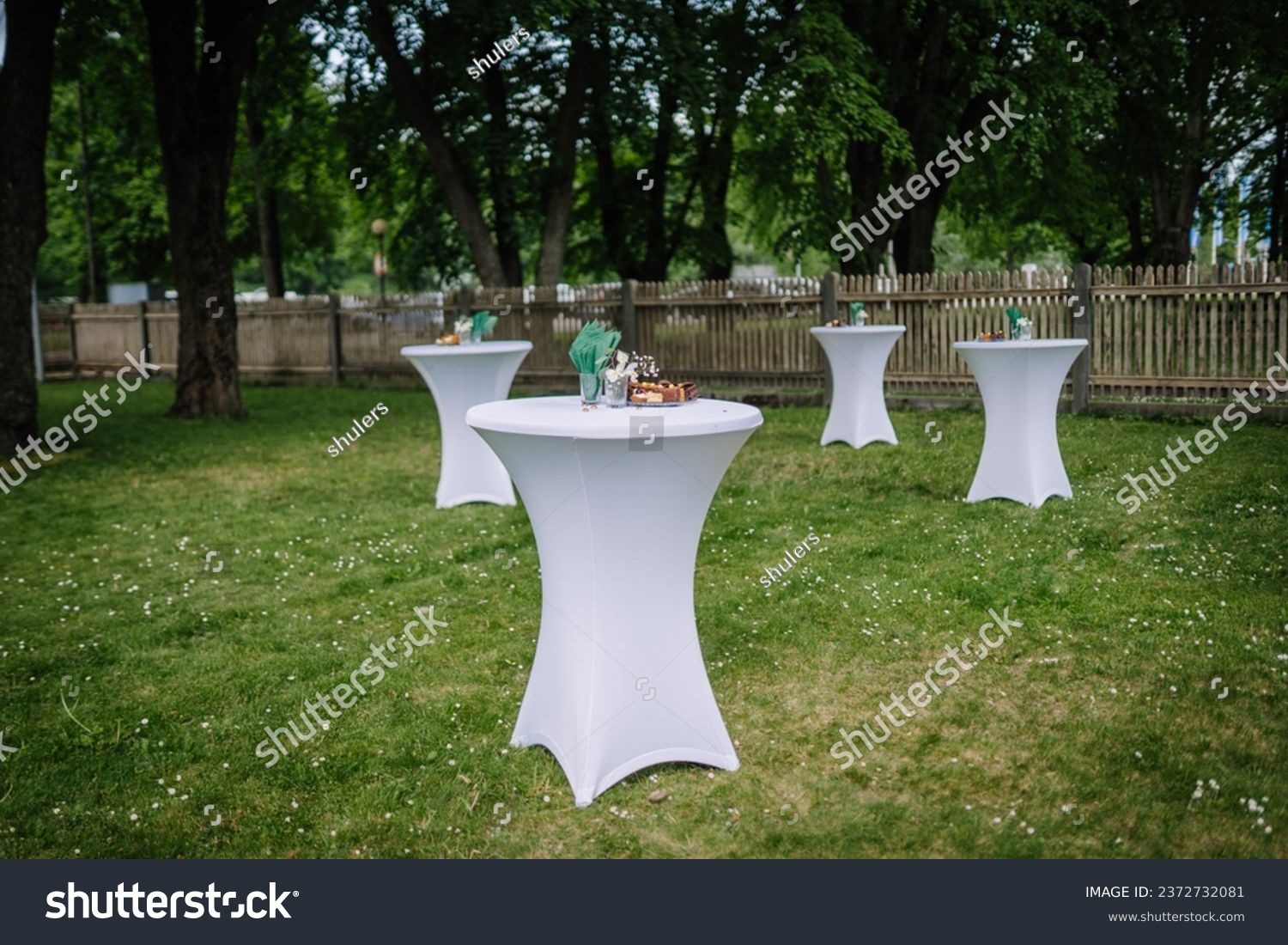 High round table for banquets and parties in the park. Round Spandex Tablecloth, Elastic Stretch Tablecloth, Skirt for Cocktail, Wedding, Bar, Easter, Hotel, Party Decoration #2372732081