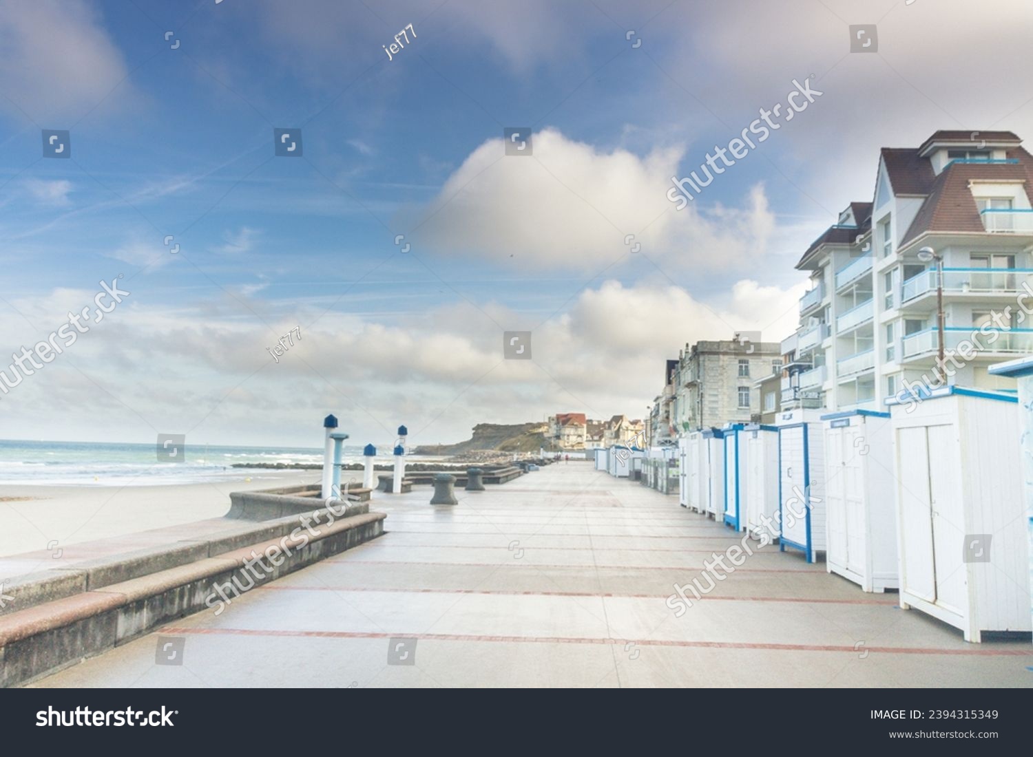 
Wimereux is a French commune located in the Pas-de-Calais department in the Hauts-de-France region. It is located on the banks of the Channel and at the mouth of the Wimereux river  #2394315349