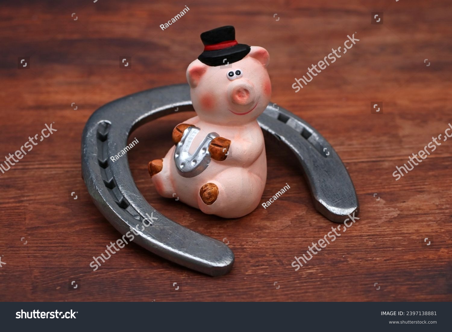 Lucky charm pig and horseshoe. #2397138881