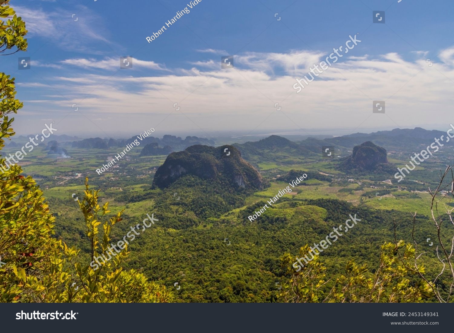 The view from Tab Kak Hang Nak viewpoint on Dragon Crest mountain in Thailand, Southeast Asia, Asia #2453149341