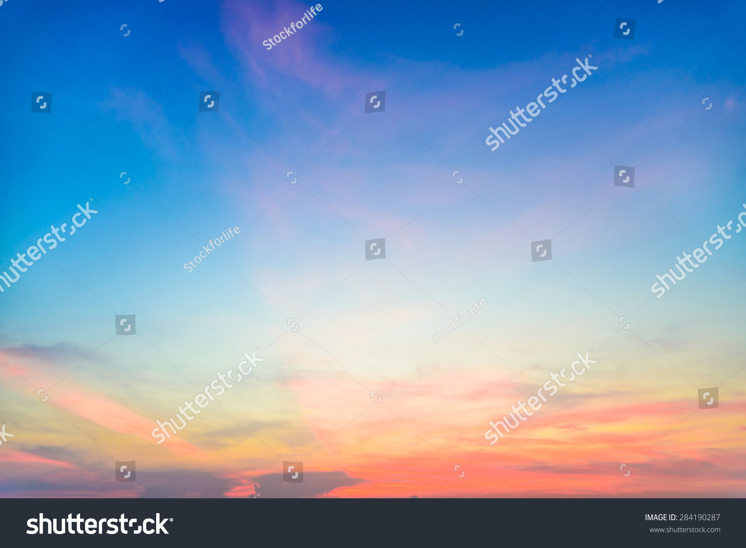 Twilight cloud on sky - filter effect #284190287