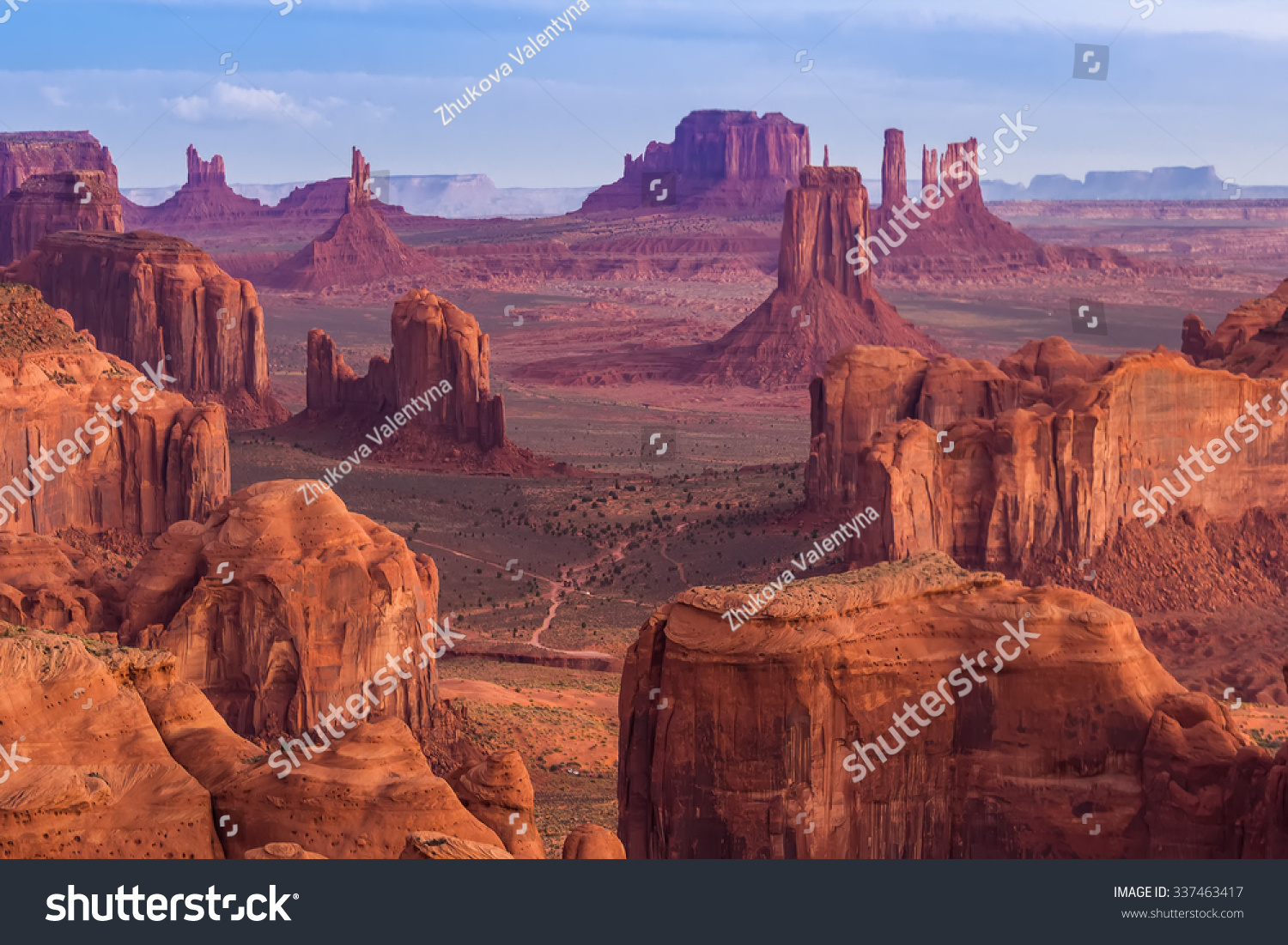 View from Hunts Mesa, Monument Valley, Arizona #337463417