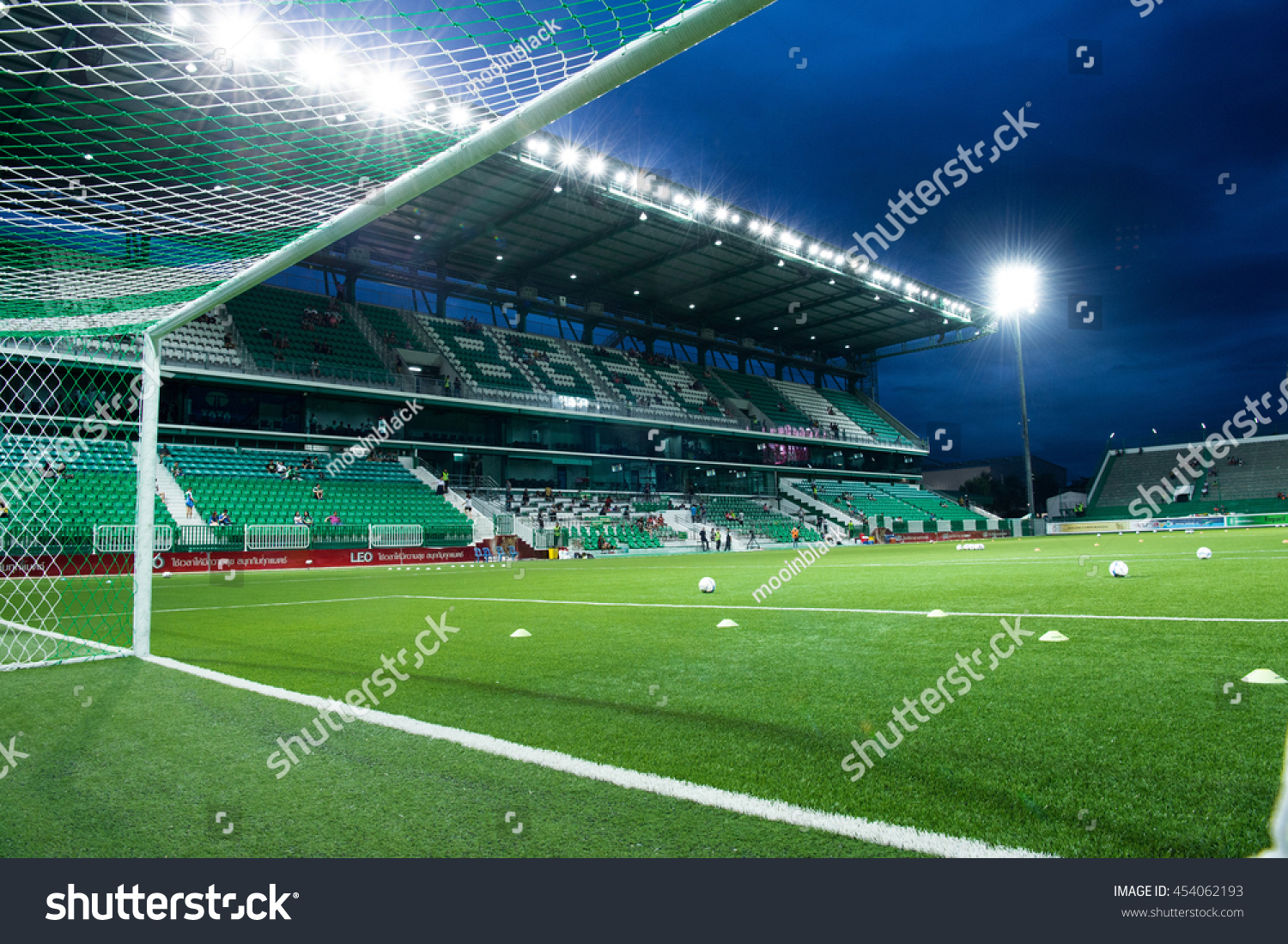 View Of Leo Stadium Skyline At Twilight Before Royalty Free Stock Photo Avopix Com