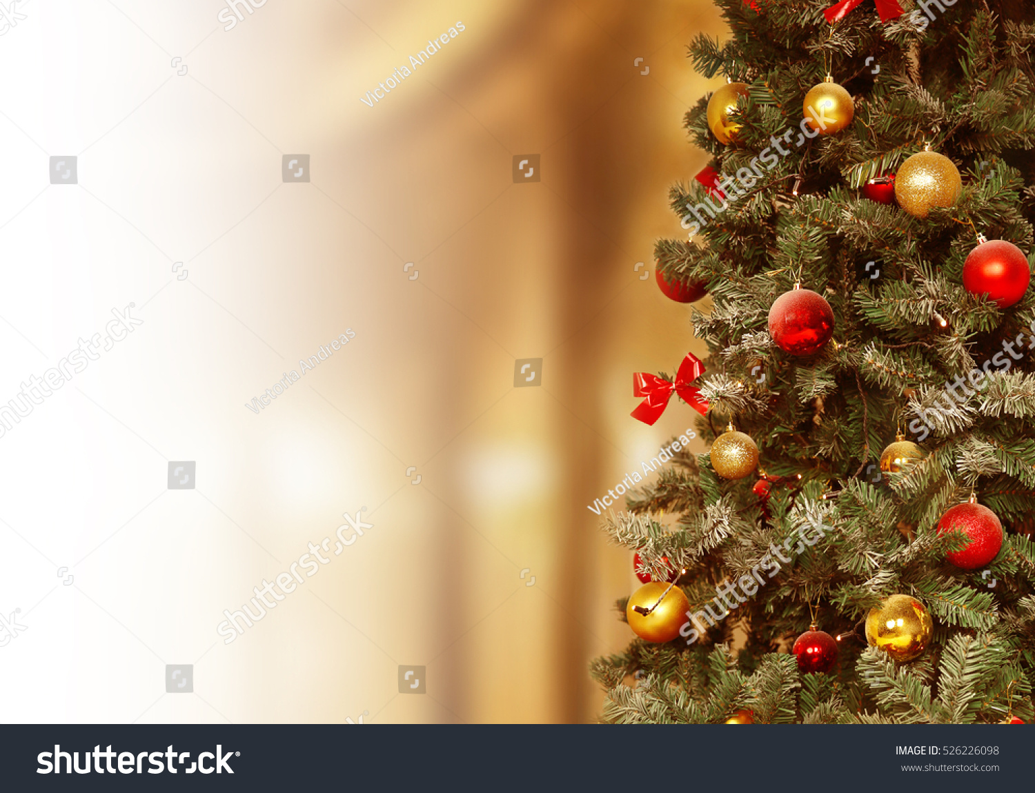  Christmas tree, gifts background. December, winter holiday xmas decoration. #526226098