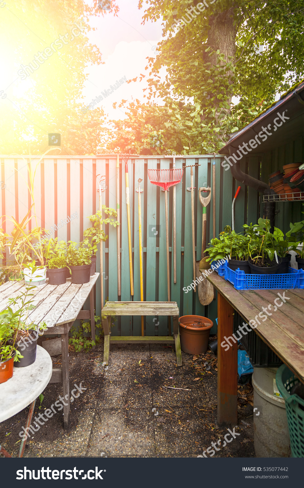 Image of garden potting table #535077442