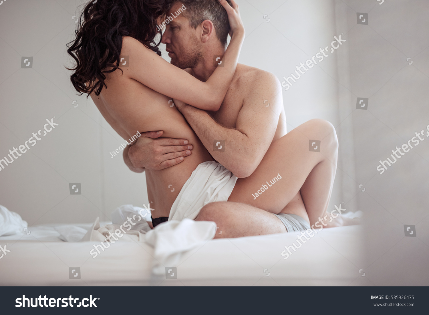 Couple Naked Sex In Bed - Intimacy sexual