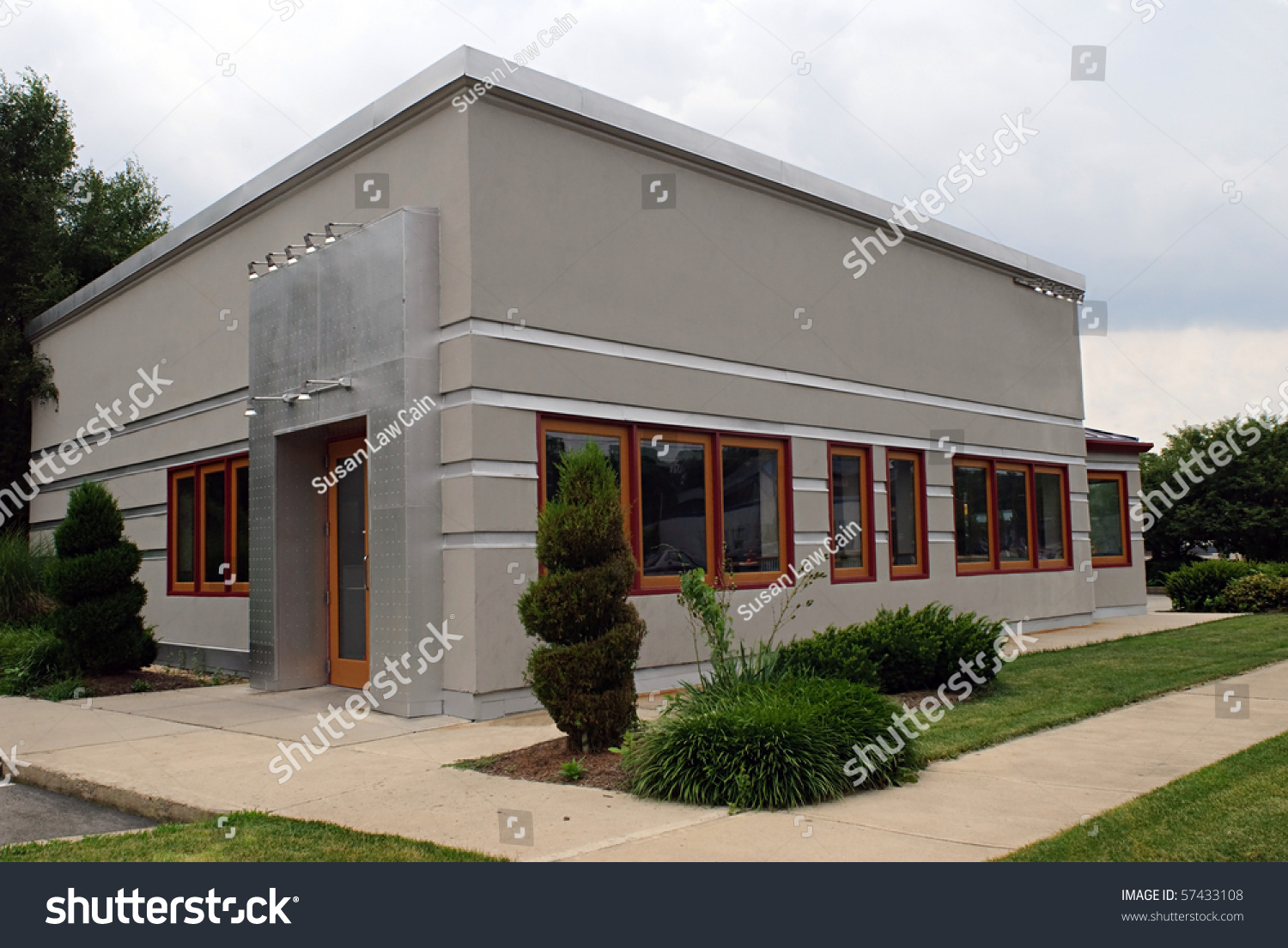 Small Business Building #57433108
