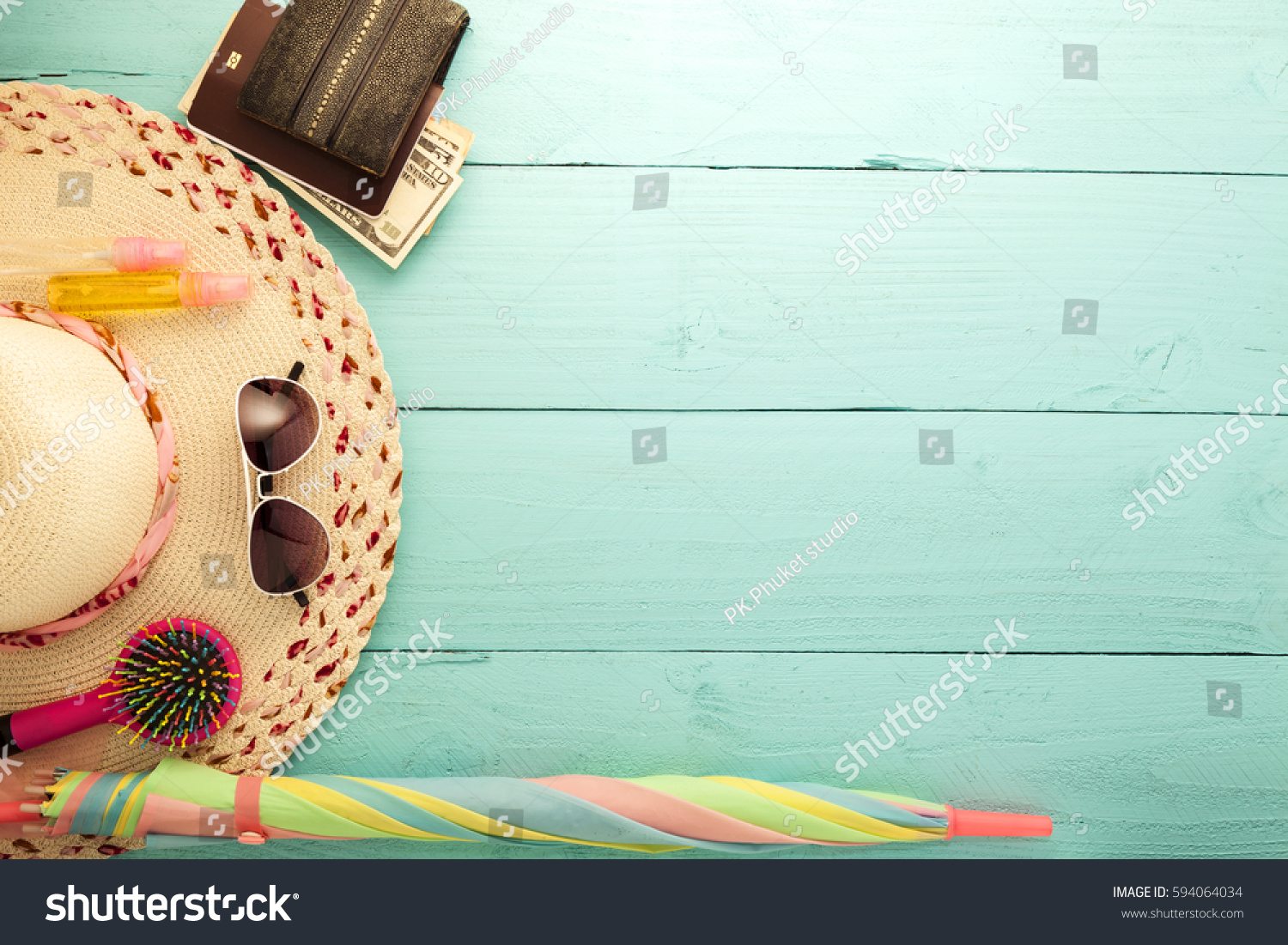Summer background, set of summer accessories on wood background #594064034