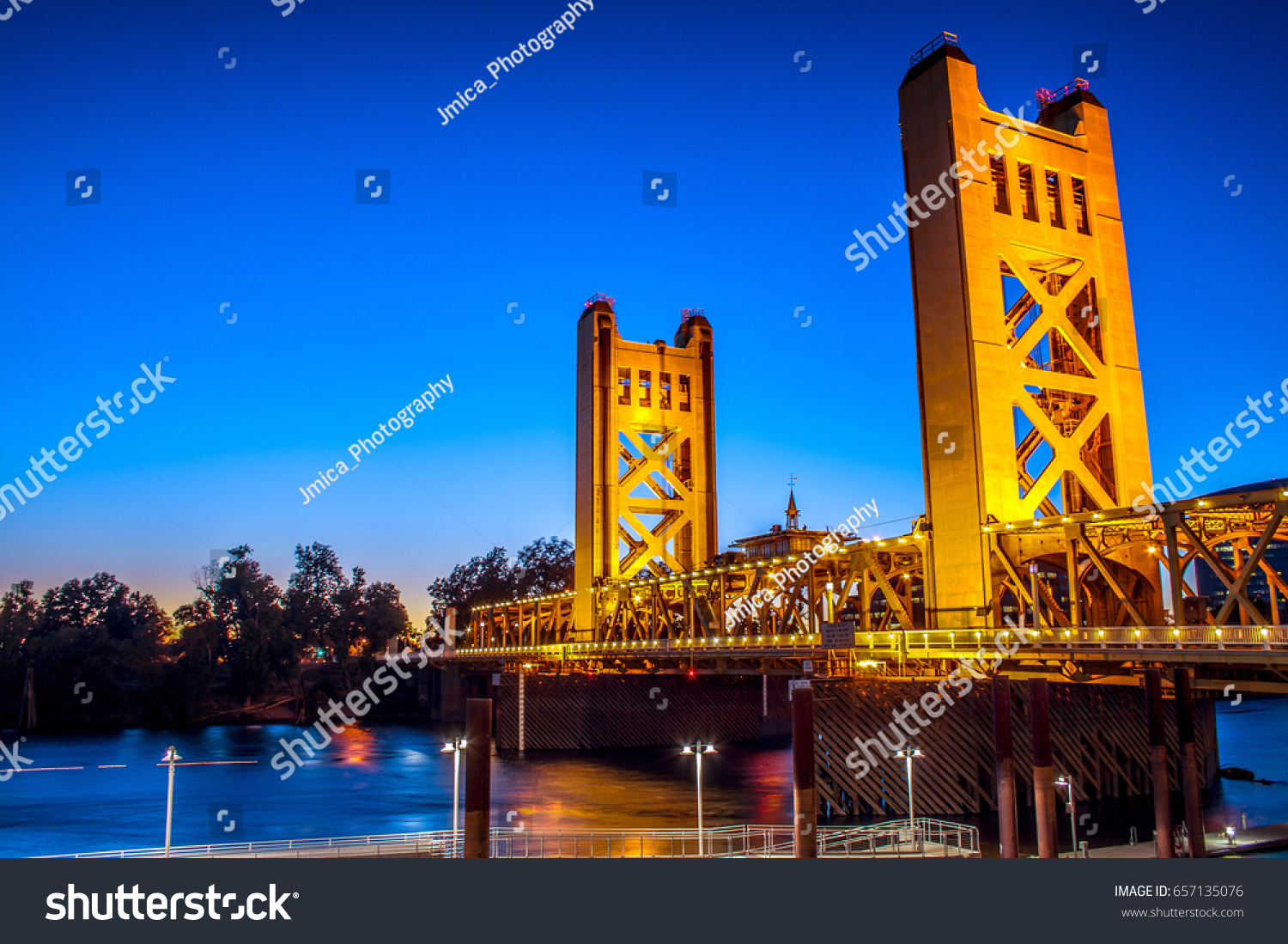 Night Photography of the Sacramento Tower Bridge #657135076
