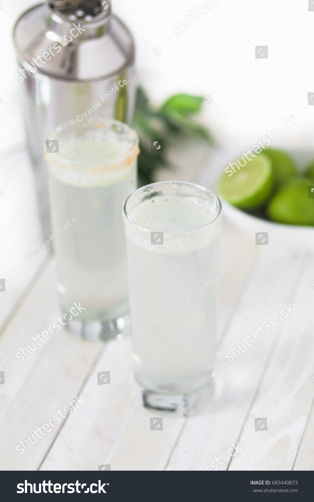 Fresh ginger and lime cocktail with ice  | Detox Juice #683440873