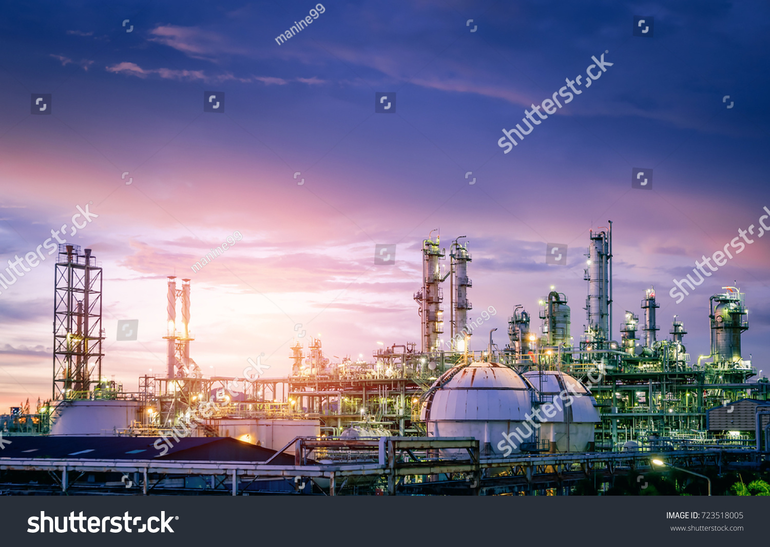 Oil and gas refinery plant or petrochemical industry on sky sunset background, Factory with evening, Gas storage sphere tank in petrochemical industrial #723518005