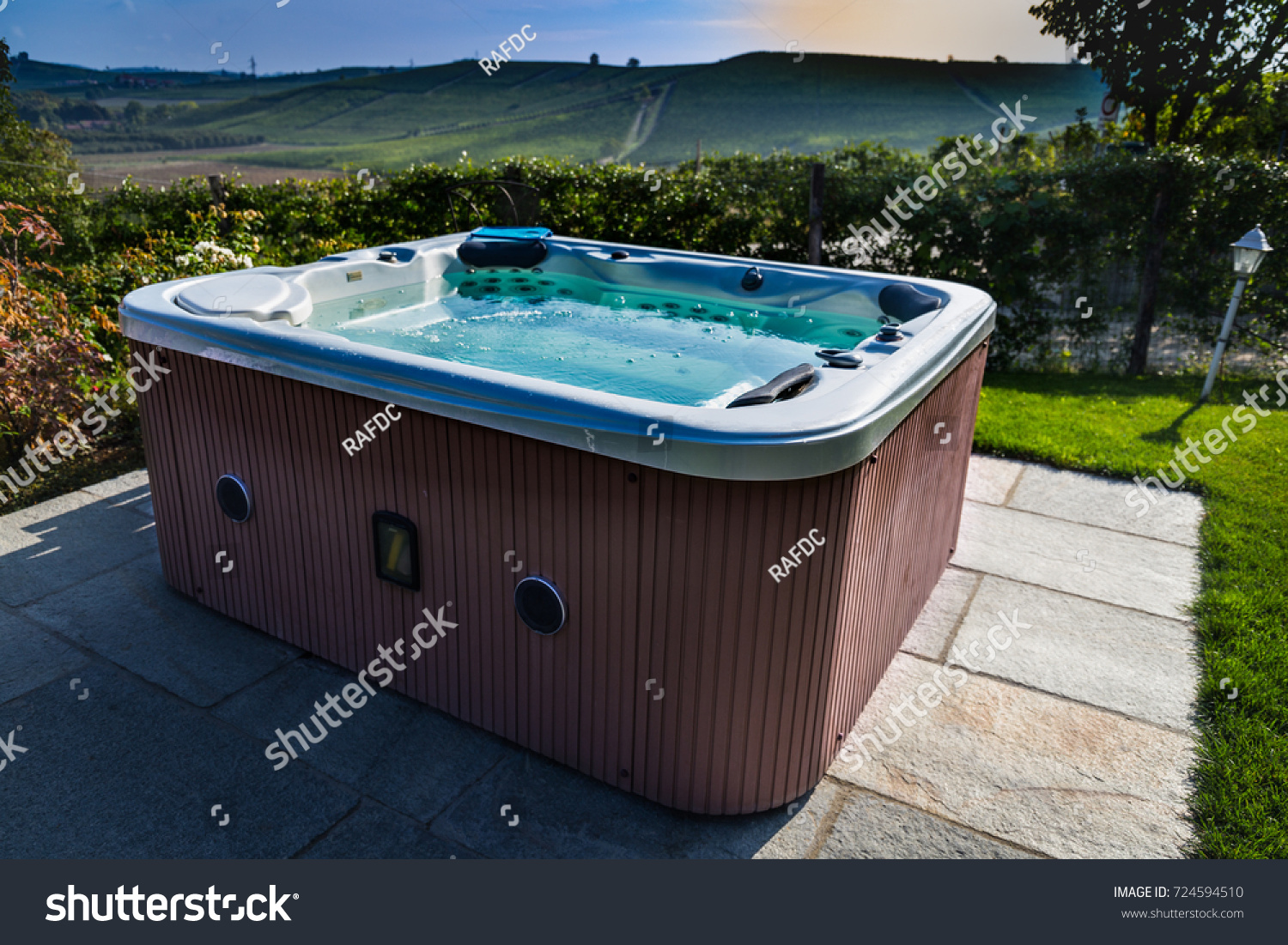 Hot tub with a view of Italian hills #724594510