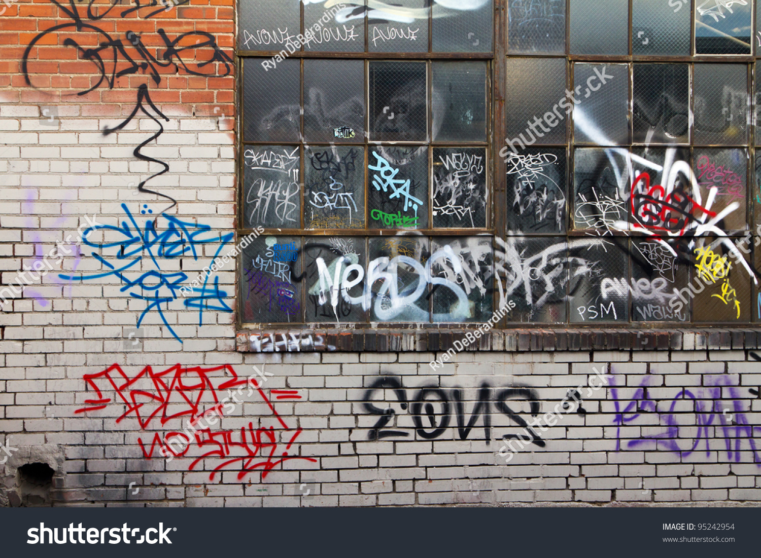 Grungy alleyway in Denver Colorado with graffiti. #95242954