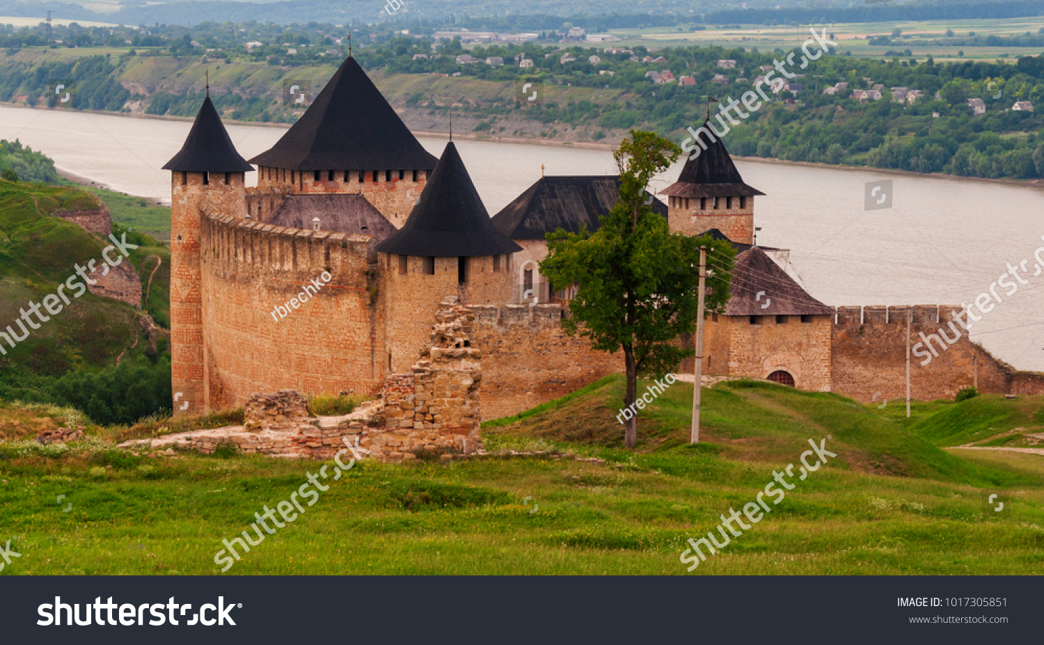 Scenic view on Khotyn Fortress and the Dniester River on background. Location place: Khotyn, Ukraine. #1017305851