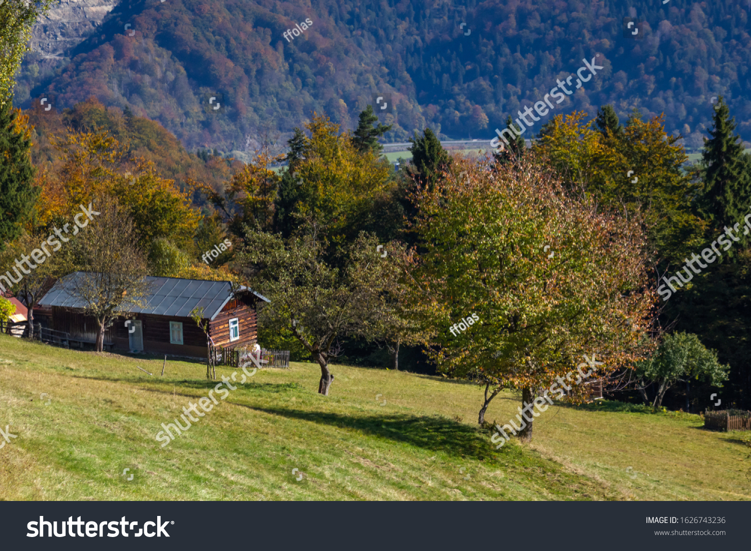 Lonely house near mountain Vysoky grun in Lubovnianska vrchovina (Western Beskids). Near village Mnisek nad Popradom. Slovakia. #1626743236