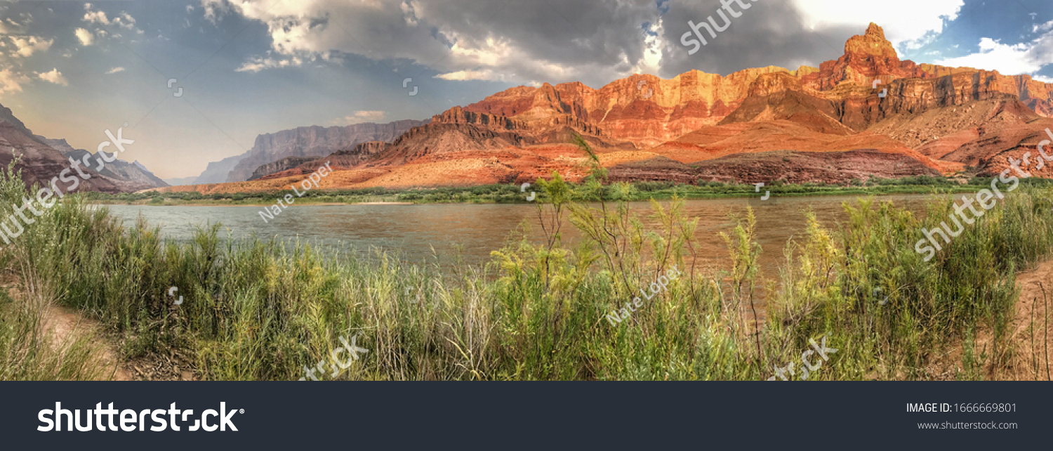 Panoramic view of Comanche Point and the Palisades of the Desert along the Colorado River in Grand Canyon National Park, Arizona. #1666669801