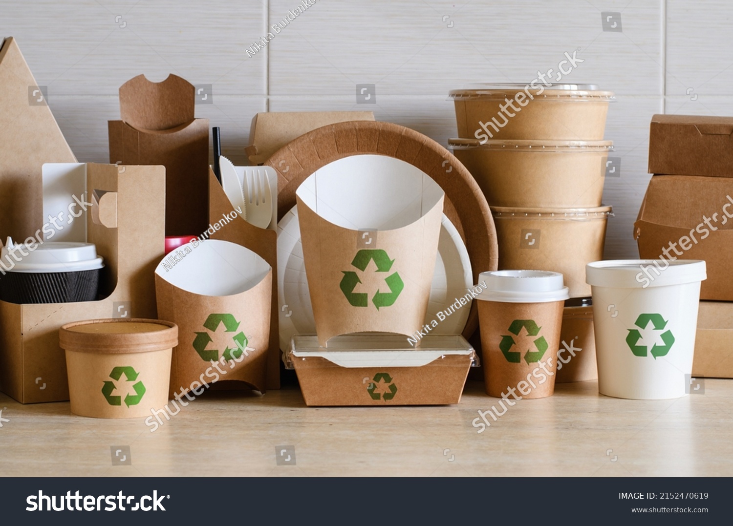 The concept of zero waste and recycling. Use of eco-friendly paper tableware and packaging made from biodegradable materials. #2152470619