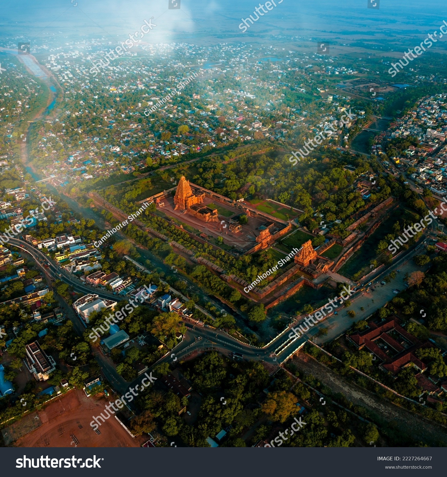Brihadeeswara Temple and known locally as Thanjai Periya Kovil,Thanjavur,Tamil Nadu,India #2227264667