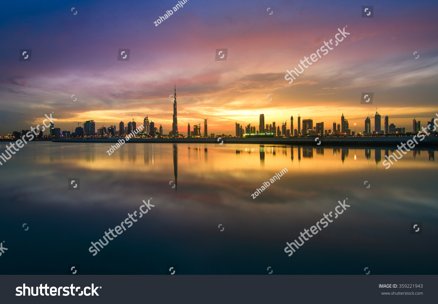 Skyline Dubai #359221943