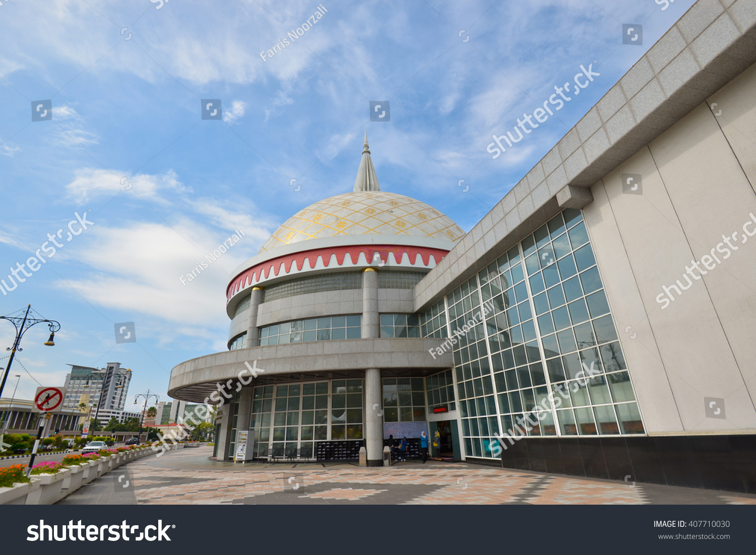 Beautiful view of The Royal Regalia Museum located in Bandar Seri Begawan, Brunei. #407710030