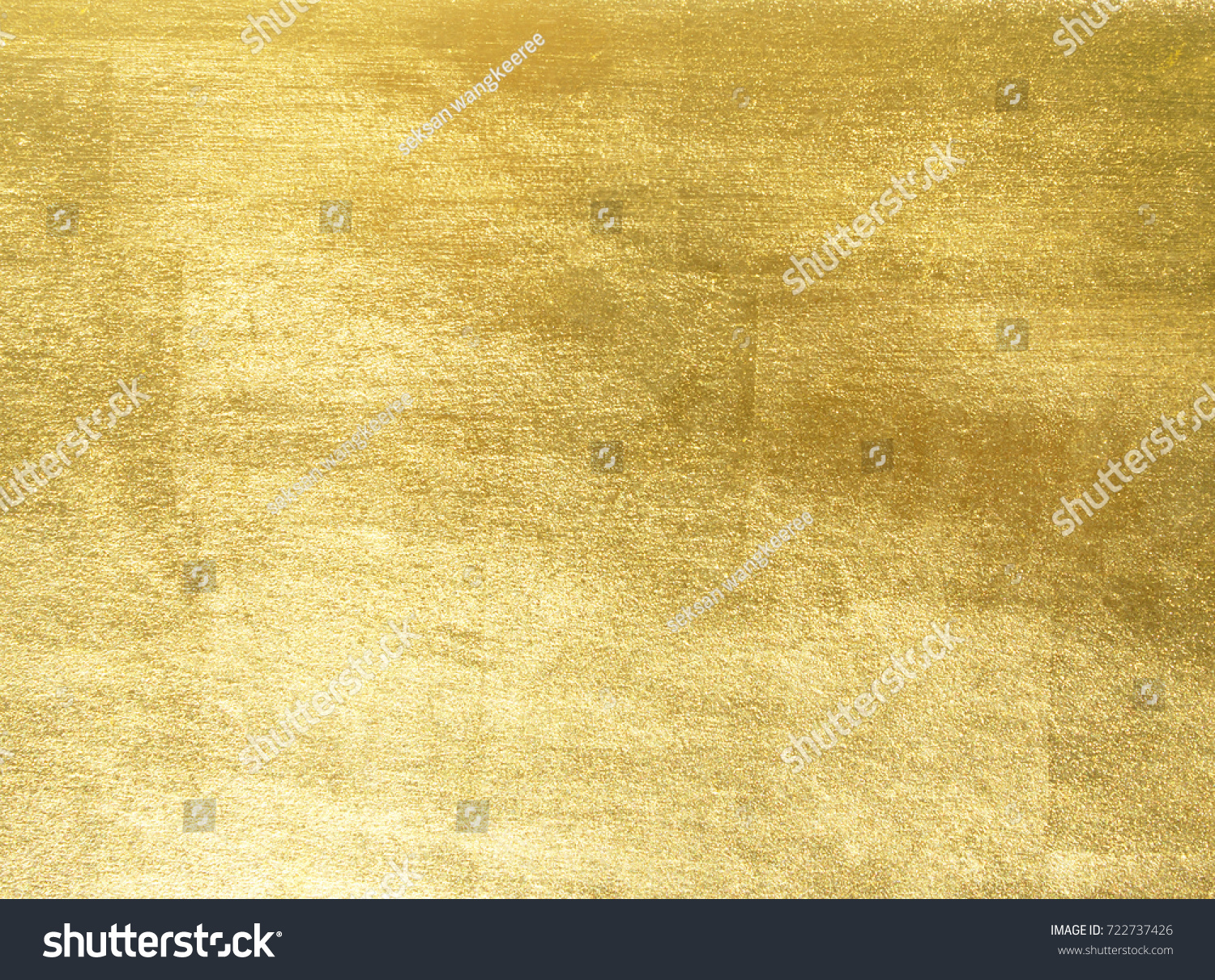 Shiny yellow leaf gold foil texture background #722737426