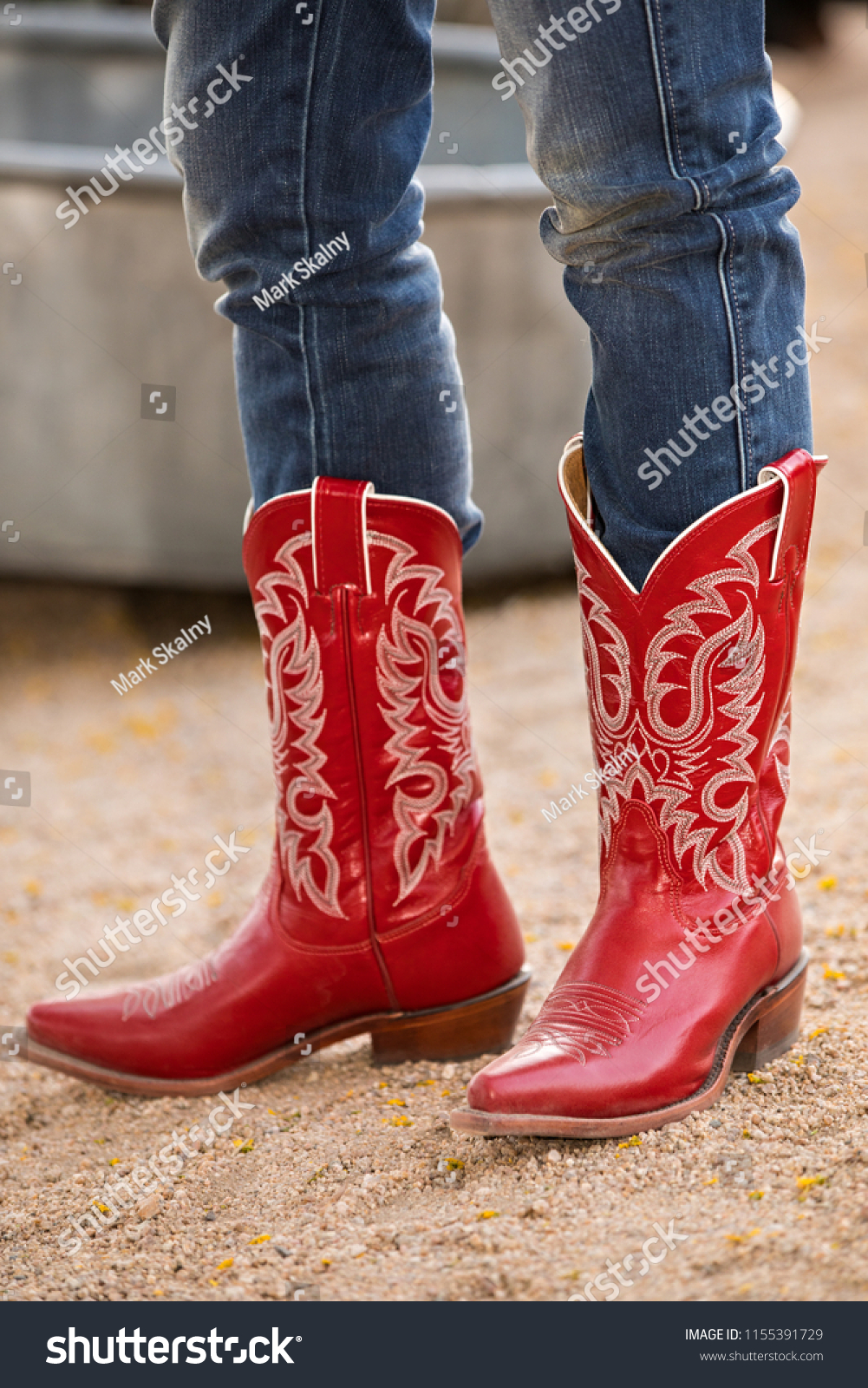 cowboy boots red women