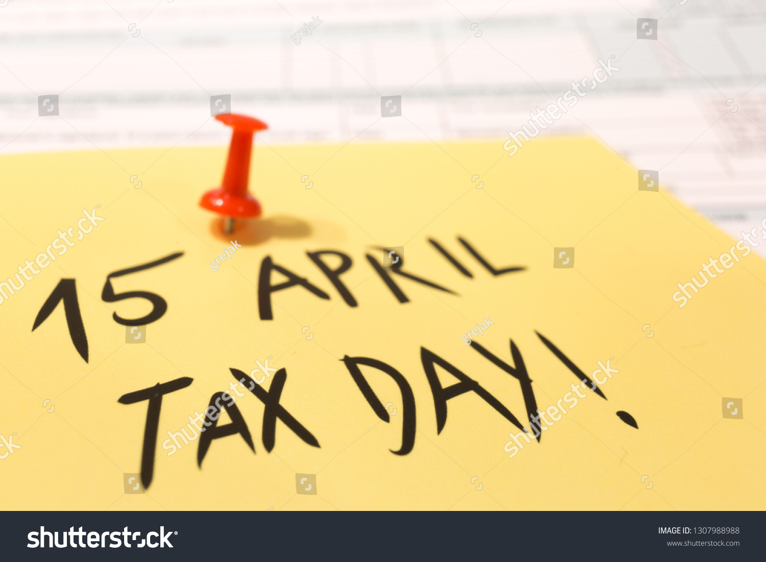 1040-income-tax-form-2018-showing-stock-photo-1307988988-shutterstock