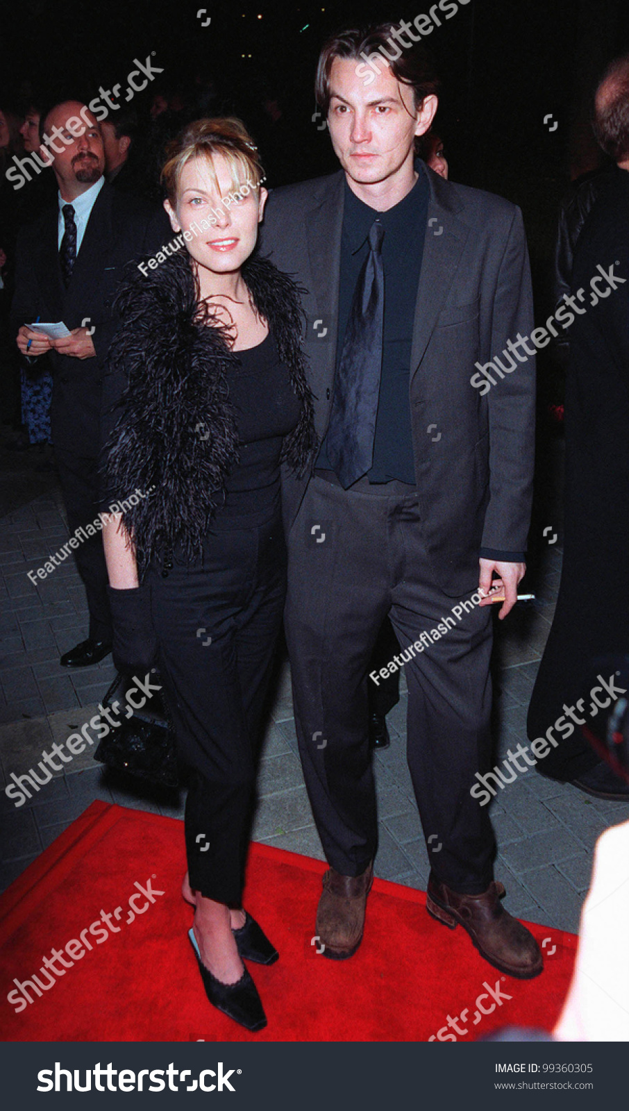 28jan99: Actress Deborah Kara Unger & Boyfriend At The World Premiere ...