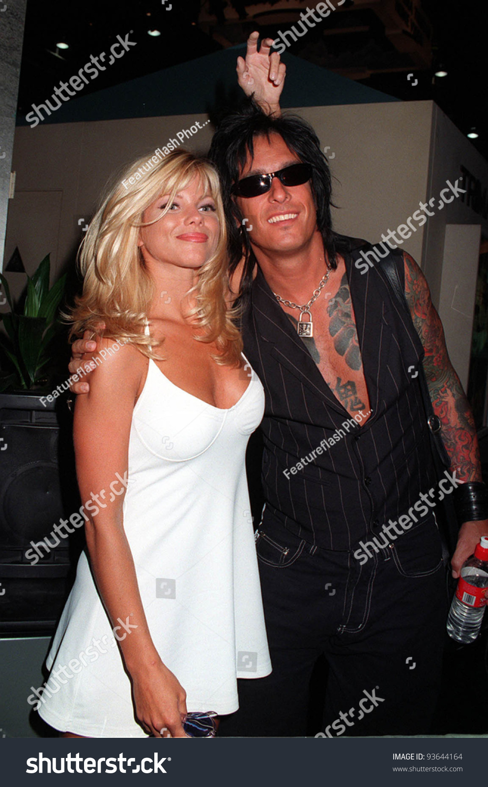 10jul97: Baywatch Star Donna D'Errico & Husband Motley Crue Guitarist ...