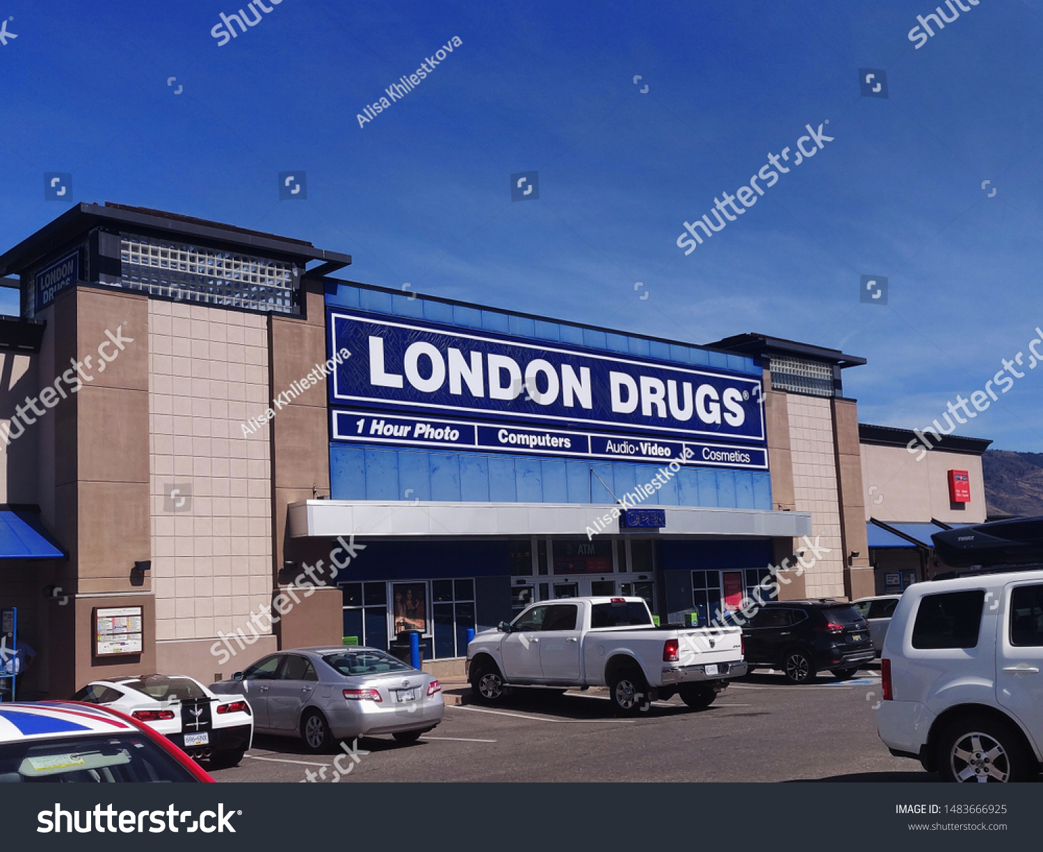 20190821 London Drugs Store Downtown Kamloops Foto stock 1483666925