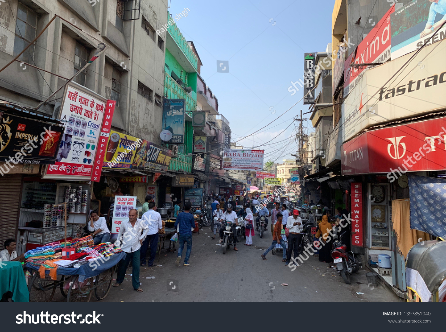 14 May 2019 Aminabad Lucknow Uttarapradesh Stock Photo 1397851040 ...