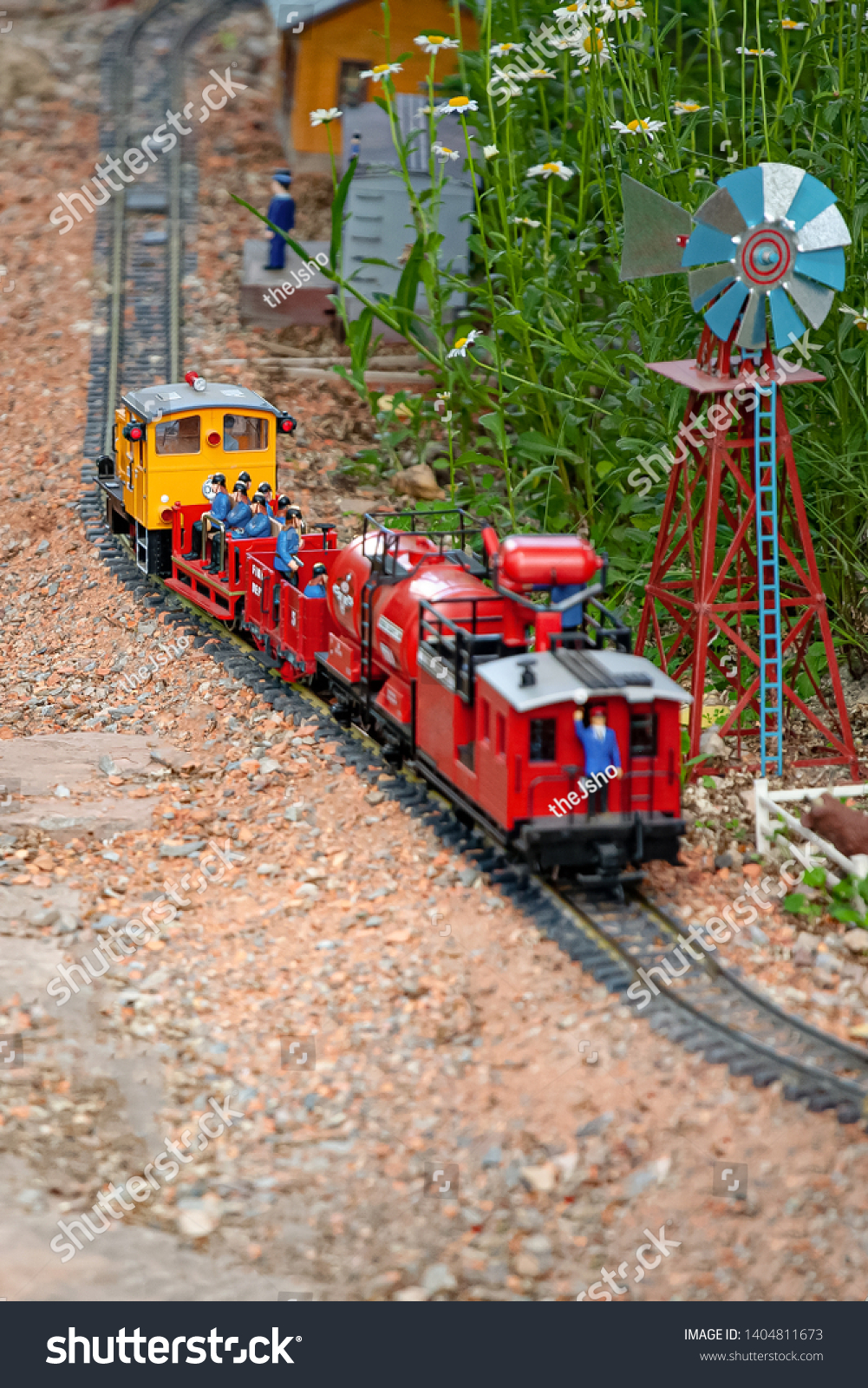 metal toy train