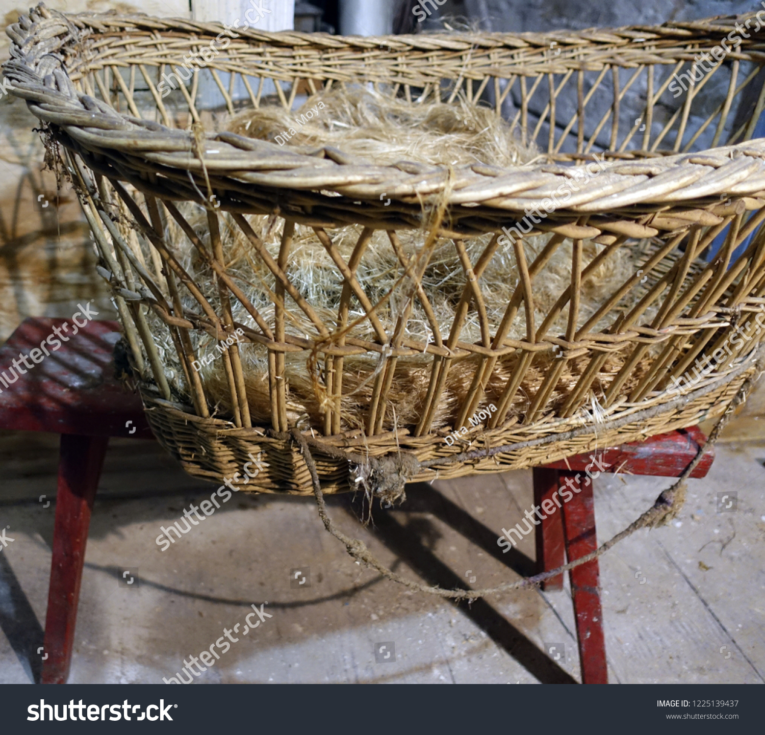 vintage wicker moses basket