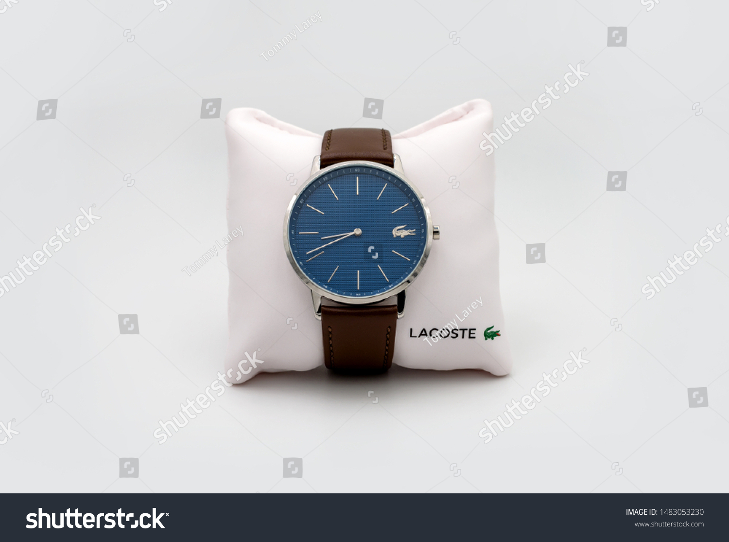 lacoste watch 2019