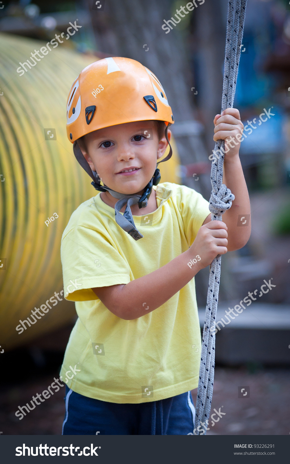 helmet for 3 year old boy