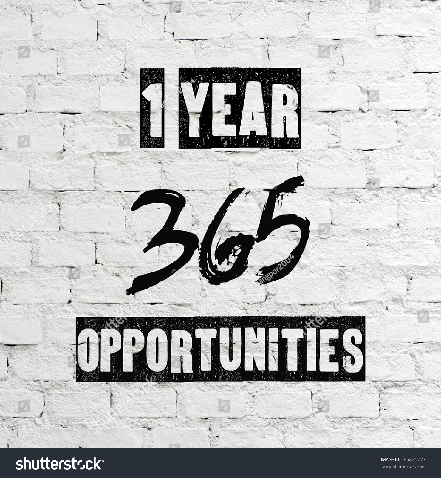 1 Year 365 Opportunities Quotation On Photo De Stock Modifiable